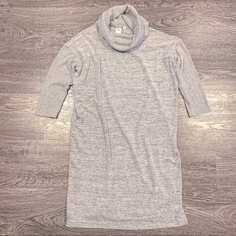 GAP Gray 3/4 Sleeve Cowl Neck Dress